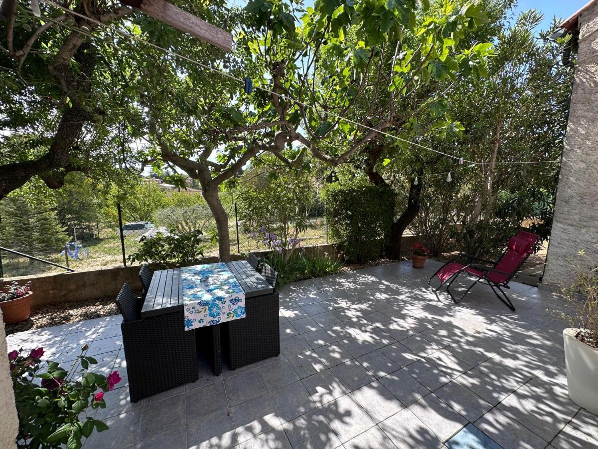 Studio Les Iris Climatise, Entre Mer Et Collines, Classe Meuble De Tourisme 2 Etoiles Allauch Exterior photo